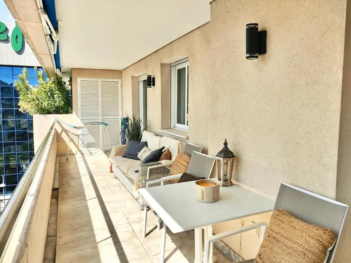 Exclusive Puerto Banus Beach Apartment Free Parking Wifi & Swimming Pool Marbella