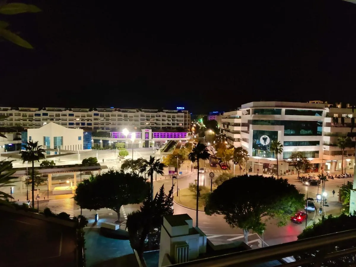 Exclusive Puerto Banus Beach Apartment Free Parking Wifi & Swimming Pool Marbella 0*,